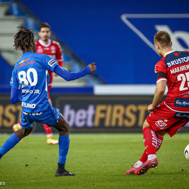 Debuut Pierre Dwomoh