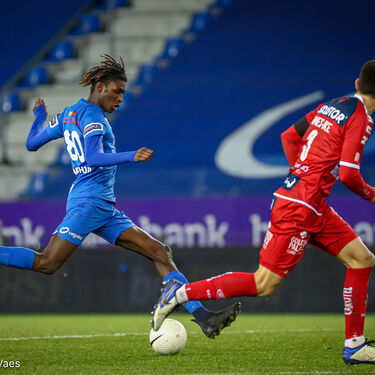 Debuut Pierre Dwomoh