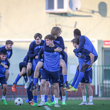 Training Youth League Praag