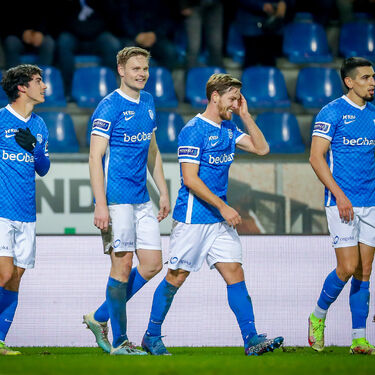 Eerste goal Luca Oyen