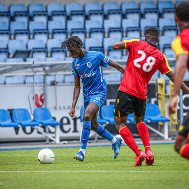 Jongeren bij A-kern tegen RC Lens