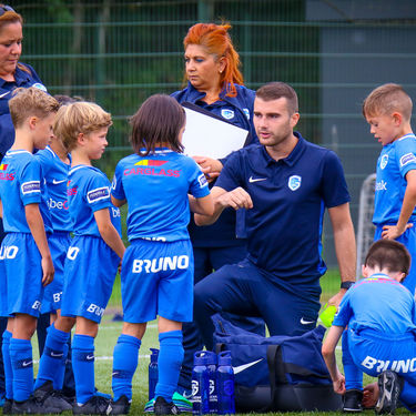 U8 - STVV