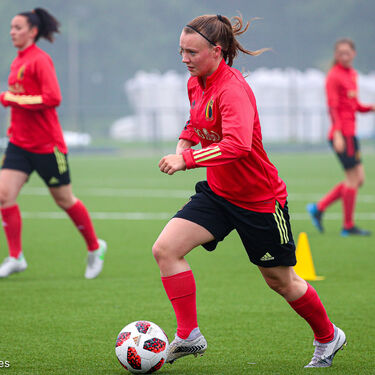 Ref Flames U23 op bezoek