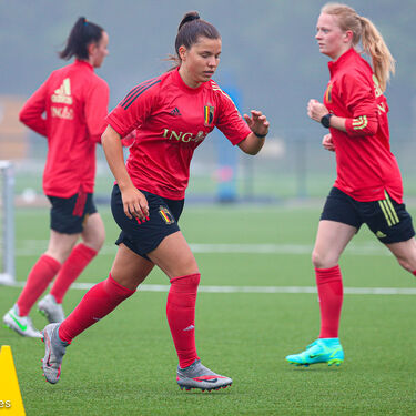 Ref Flames U23 op bezoek